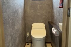 ホテルライクなモダンデザインで、憧れのトイレ空間に